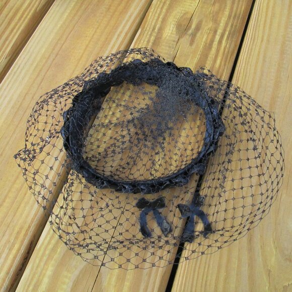 Vtg Fascinator Hat w/Intact Netting Navy Blue 1950's-60's - Picture 2 of 6